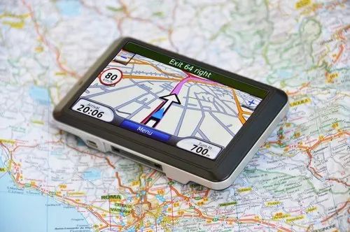 Real-Time GPS Trackibg